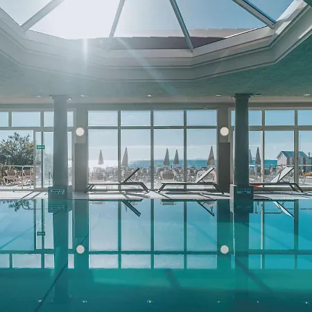 Hotel Ibis Thalassa Hyères