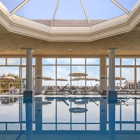 Hotel Ibis Thalassa Hyeres Plage Hyeres