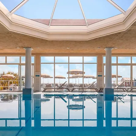 Ibis Thalassa Hyeres Plage Hotel
